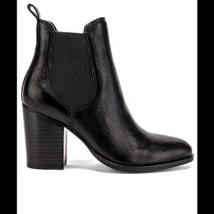 Women’s Highland Stacked Heel Booties